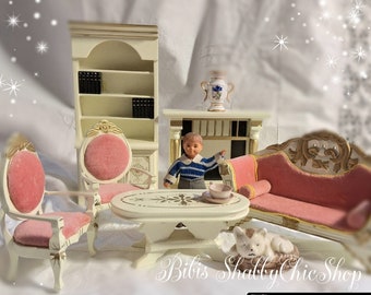 Dollhouse furniture in shabby chic style, baroque style