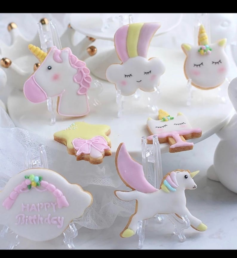 Creative Unicorn Cookie Cutter DIY Fondant Chocolate Cake Embossing Stencil Mold Biscuit Cute Mold Baking Tool 8 pieces