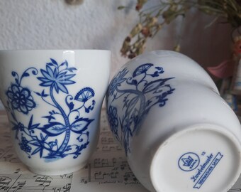 vintage mug * Kahla blue white