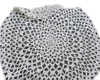 vintage doily * hand knitted