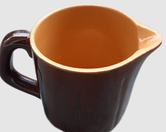 vintage jug * brown in clay