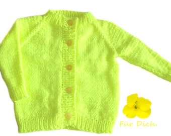 Mädchen-Strickjacke Gr. 68  handgestrickte Babystrickjacke  einfarbige Babystrickjacke