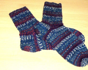 handgestrickte Socken Gr.40/ 41 Kuschelsocken blaue Socken Strümpfe Damensocken Mustersocken Haussocken Hausschuhe Haustrümpfe