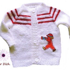 Baby-Strickjacke mit Trompeter Gr.74 handgestrickte Jacke Applikation 9 Monate Bild 1