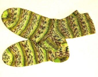 gemusterte handgestrickte Socken Gr. 36/37   elastische Socken  Strümpfe anschmiegsame Socken  Wollsocken  Haussocken Hausschuhe