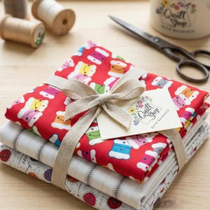 ZESTAW OSZCZĘDNOŚCIOWY DO SZYCIA 3 ćwiartki materiału 50 cm x ok. 55 cm Zestaw tkanin nr 220708