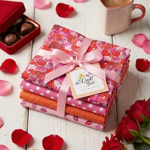 SPAR-SET VALENTINSTAG " Sweet Valentine" 4 Fat Quarter 50 cm x ca. 55 cm Stoffpaket Nr. 260103