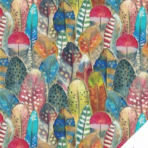 Könnte beinhalten: Ein nahtloses Muster mit einer bunten Auswahl an Federn in verschiedenen Blautönen, Rot, Grün, Gelb und Braun. Die Federn sind in einem zufälligen Muster angeordnet, wodurch ein lebendiges und dynamisches Design entsteht.