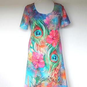 Jersey dress 3/4 sleeve digital print colorful with large peacock feathers & hibiscus flowers, knee-length, slightly tailored, Ökotex cotton jersey