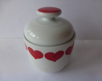 Vintage sugar bowl hearts from the 1970s