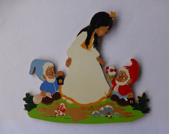 Figurine murale "Blanche Neige" murale vintage en bois 1970