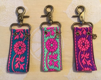 Keychain made of Indian jacquard ribbon