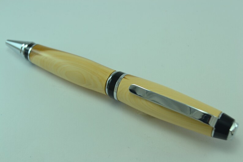 JUNIPER WOOD PEN