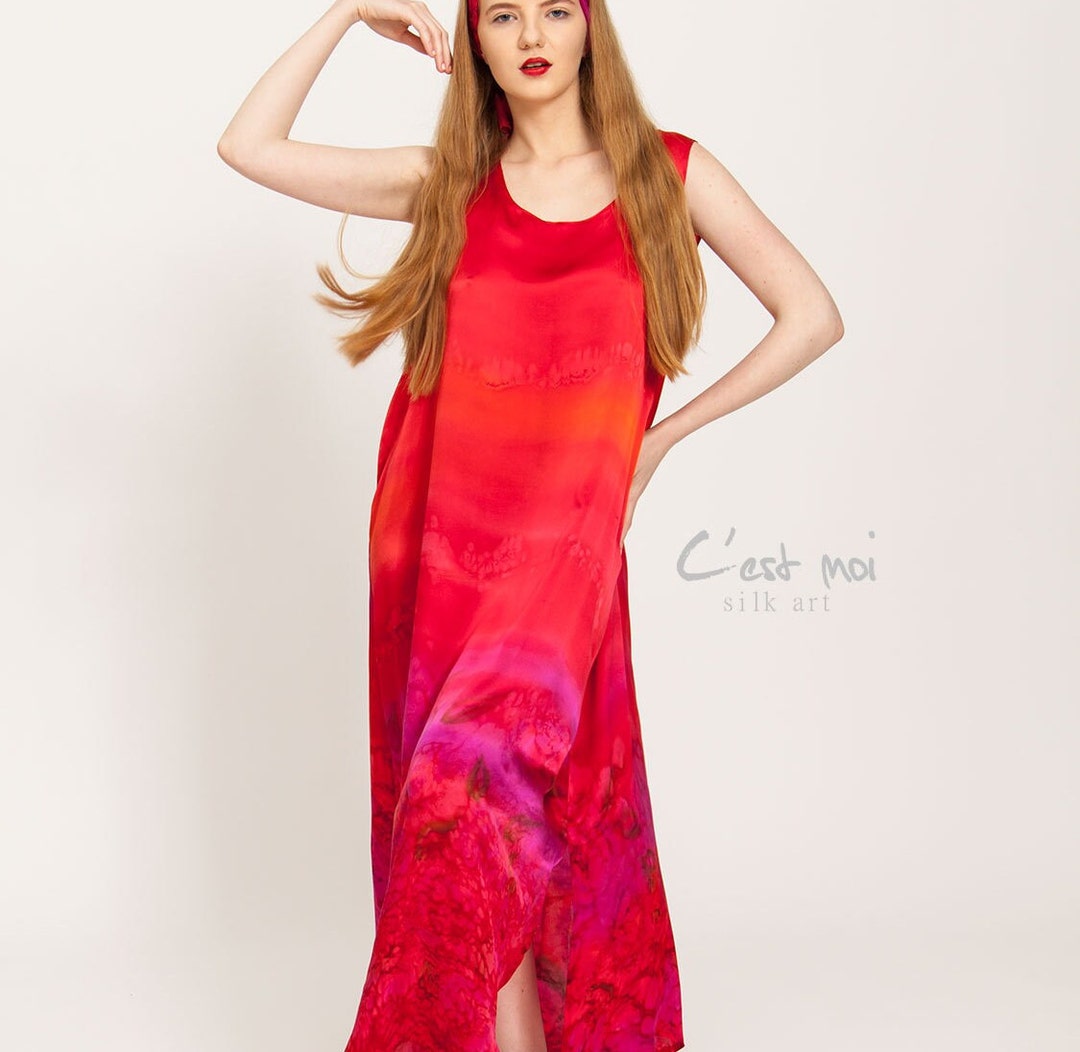 art silk dress Choose your favorite silk dress, from painted artistic color-block to solid bold monochrome! Palmoor is like a painting awakened by motion, an ode to elegance and arta symphony of texture, form, and