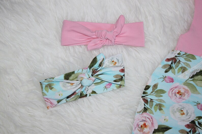 Baby Jersey romper girl white pink roses on light blue-mine with loop in desired size