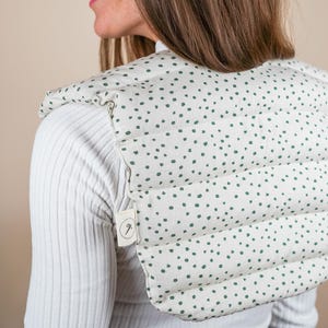 Heat pad neck filled with spelt grains in light beige/ microwave safe/ shoulder warmer neck roll for the shoulder natural