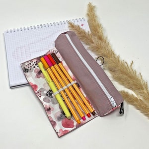 Federmäppchen personalisiert für Uni/ Studium/ Schule, Stiftemäppchen rosa Mädchen, Federtasche, Stiftetasche, Stifterolle, Blumen