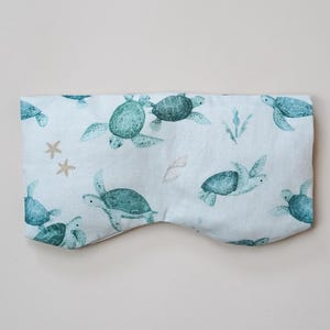 Eye pillow yoga for meditation filled with lavender + organic spelt