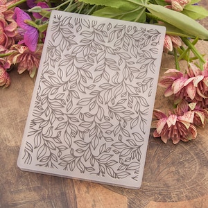 Blätter Ornamente Relief Muster Prägeschablone Embossing Folder DIY Papier Karte