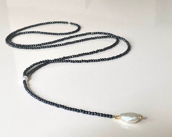 Langes Y-Collier aus Hämatit und Perle 925 Sterling Silber vergoldet