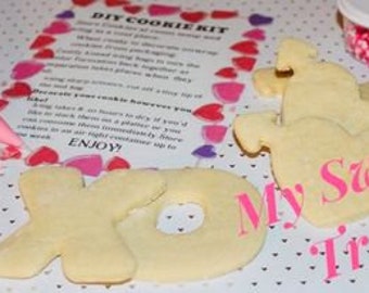 DIY/Decorate your own Valentines  Cookies 1{Dozen}