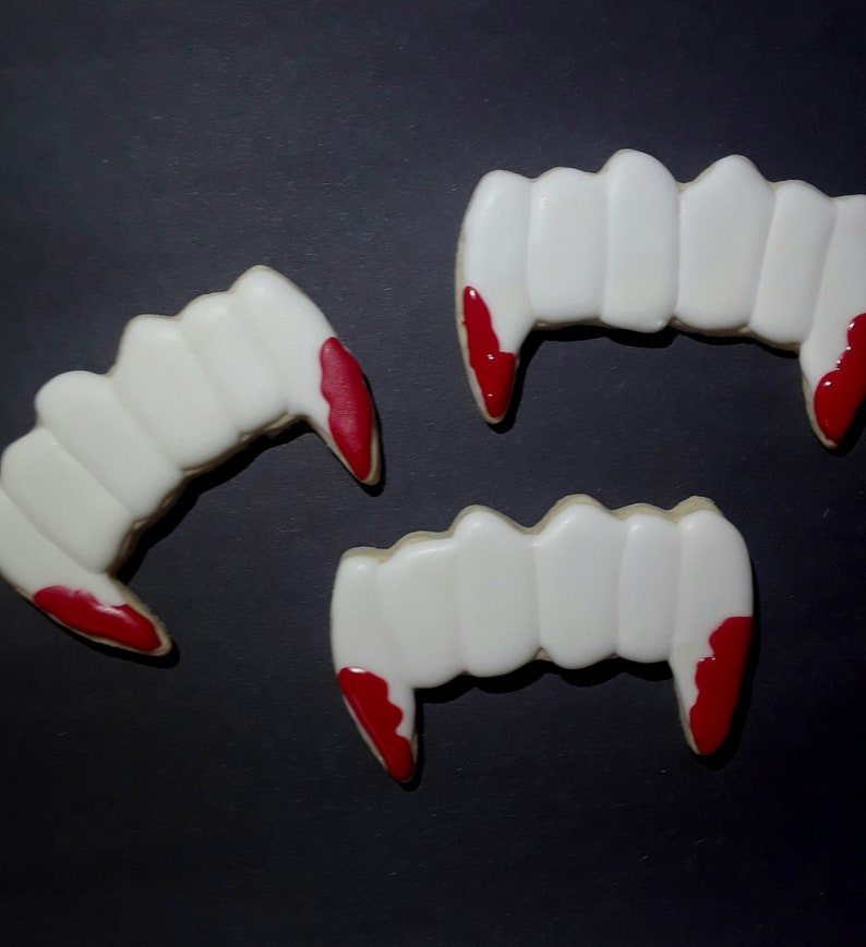 Vampire teeth/Halloween cookies 1Dozen image 1