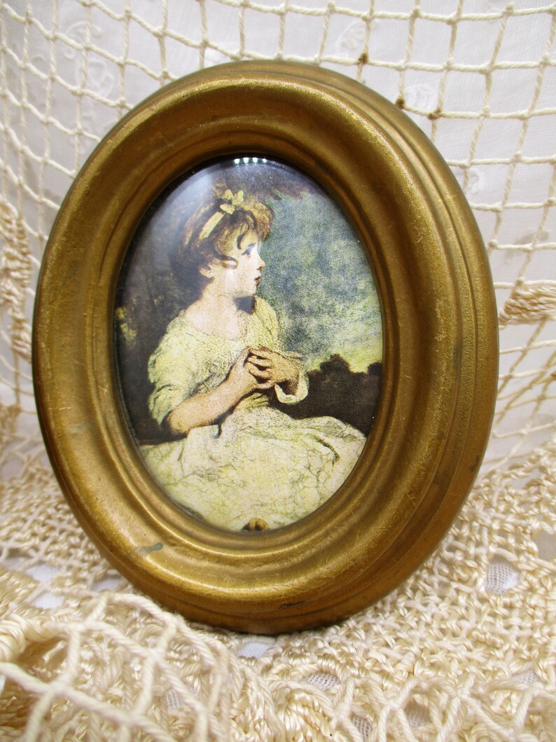 Vintage beautiful oval picture frames, gold frames, Florentine picture frames 2 pieces, to put image 3