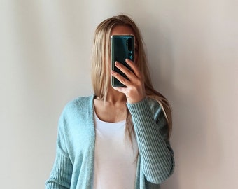 Women's oversize cardigan