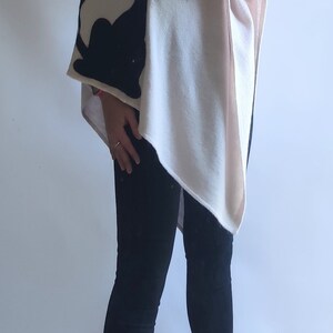 Poncho decorated with wool, cardigan, sweater immagine 4
