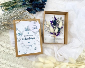 Gift box with dried flower bouquet blue/silver/white/purple for Christmas