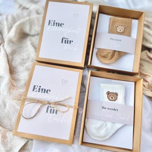 Schwangerschaft verkünden Geschenkschachtel Teddy Baby verkünden  Ihr werdet Oma und Opa Babysocken Überraschung Baby Bären