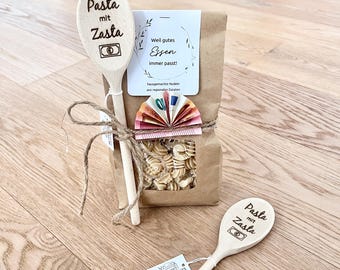 Pasta mit Zasta – Holzkochlöffel mit Gravur | Geldgeschenk Idee | Geschenk zum Einzug, Geburtstag & Hochzeit