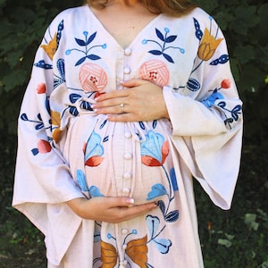 Sukienka ciążowa maxi haftowana - styl skandynawski folk boho - sesja ciążowa baby shower
