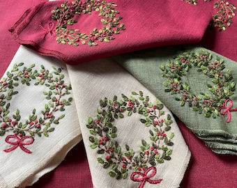 Embroidered Christmas Napkins - Premium linen handmade festive dinner napkins - christmas table gift set