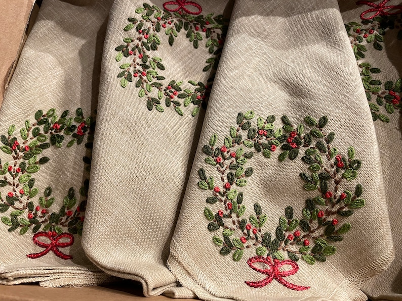 Embroidered Christmas Napkins Premium Linen Handmade Festive - Etsy