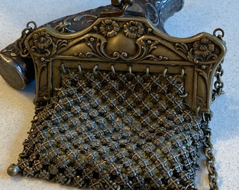 Exquisite Ornate Art Nouveau German Silver Mesh Purse