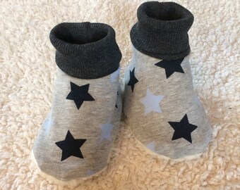 Baby shoes 0 - 9 months