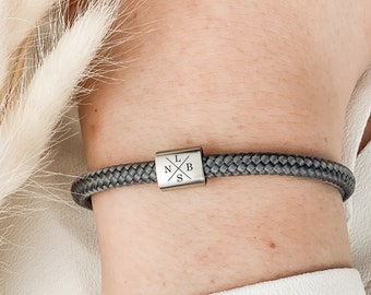 Segelseilarmband einfach grau mit Edelstahlperle - Kreuz mit Buchstaben