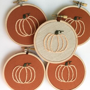 Mini embroidery hoop / Pumpkin embroidery / Seasonal decor image 2