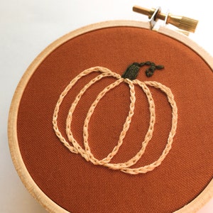 Mini embroidery hoop / Pumpkin embroidery / Seasonal decor image 4