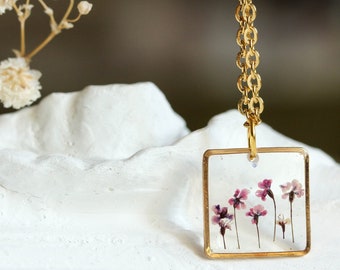 Geometric modern jewelry, real pressed flower, Minimalist Art, nature jewelry, resin chain handmade, gifts for wife, mother