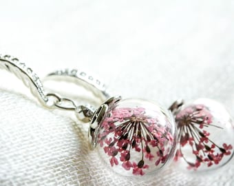 Dangle earrings, real daysy earrings, Blue or Pink, vintage earrings, vial ball earrings, glass globe earrings, daisy, handmade earrings