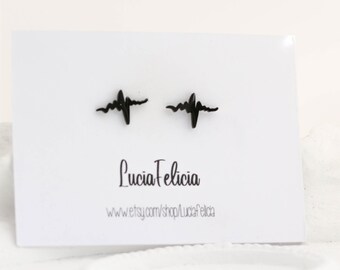 Petites boucles d’oreilles, Boucles d’oreilles coeur ECG, Acier inoxydable, Bijoux allergiques, bijoux de mariage, minimaliste simple, Cadeaux