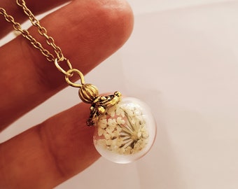 Dried flower Necklace, Glass Globe ball with real Ann es lace, unique gifts for her