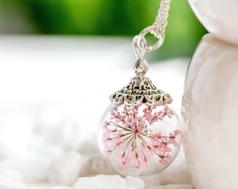 Collier fleur, collier fleur, bijoux terrarium, collier véritable fleur, bijoux de fleurs, collier à billes de verre, cadeau mère, pendentif rose