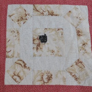 Turn of the Century, Hole in the Barn Door Quilt, Hand Tied, 88 X 91 image 5