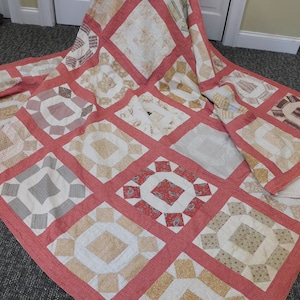 Turn of the Century, Hole in the Barn Door Quilt, Hand Tied, 88 X 91 image 1