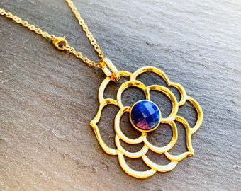 Lotus flower gold necklace/flower of life/golden blossom necklace flower/flower necklace/lapis lazuli/power stone/protection stone/statement necklace/yoga