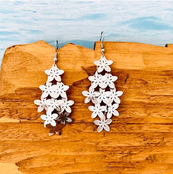 Large flower earrings silver/hanging earring flower/floral/eye-catching/statement earrings/boho hippie earrings/wedding/party glamour/