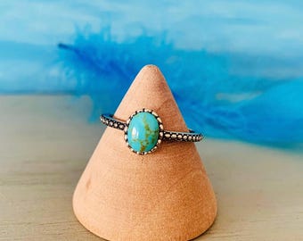 Turquoise ring silver with stone, waterproof ring, statement ring blue green, solitaire oval, Indian ring, boho gemstone ring, gift for cowgirls